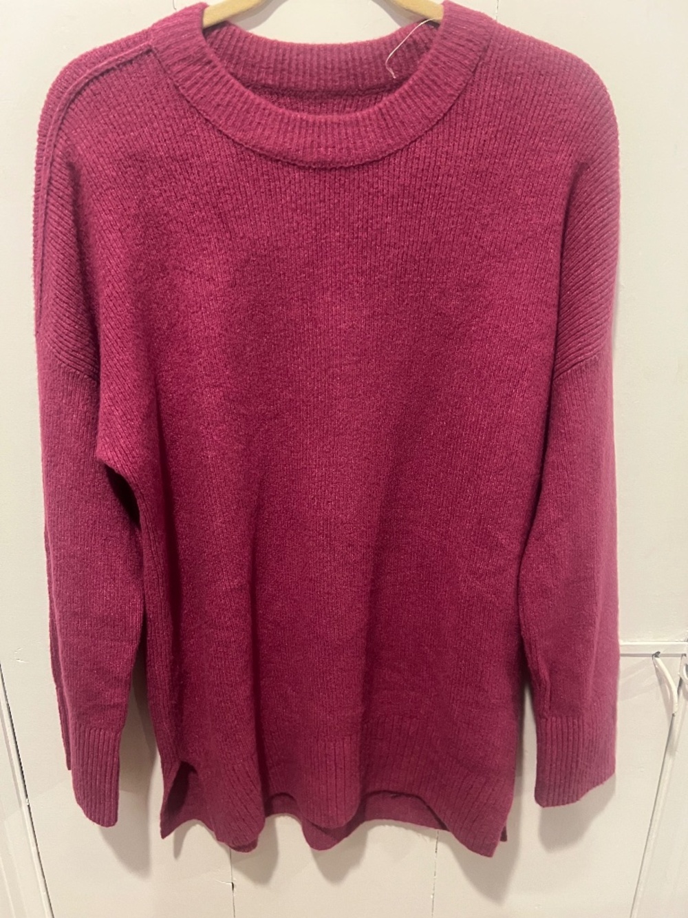 Abercrombie & Fitch Women’s Crew Neck Sweater, size M